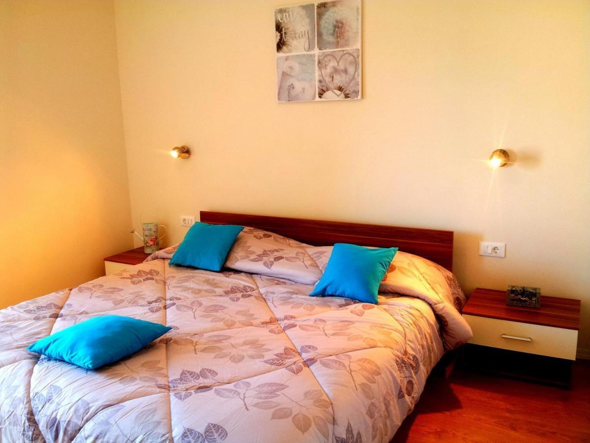 Apartment Maria - Comfortable Каштела Екстер'єр фото