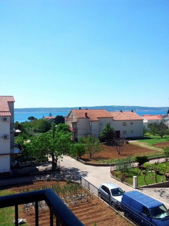 Apartment Maria - Comfortable Каштела Екстер'єр фото